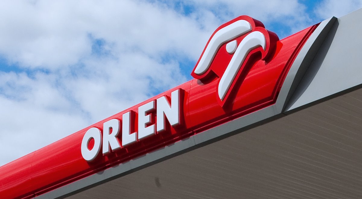 Фирма начат. Orlen Польша. Концерн Orlen. Польская нефтеперерабатывающая компания Orlen. Логотип Orlen Oil.